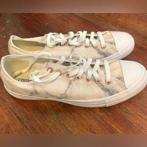 Converse Chuck Taylor All Star Low Top Sneakers